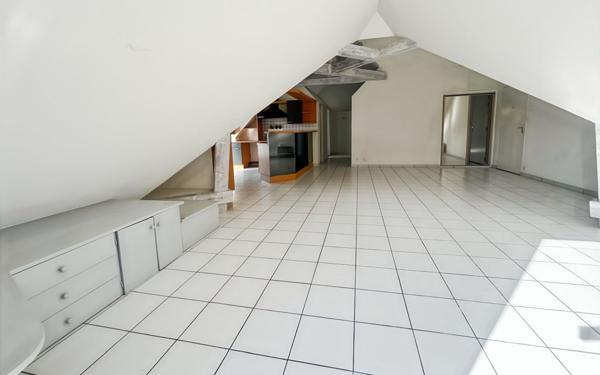 Appartement à vendre    3 pièces • 63,61 m2 Guérande