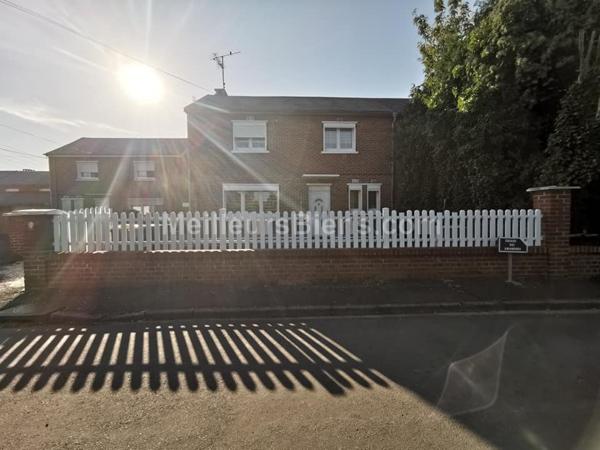 Maison 90 m2 Maubeuge, 3 chambres, garage, jardin et terrasse