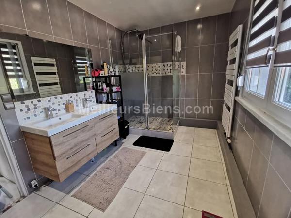 Maison 90 m2 Maubeuge, 3 chambres, garage, jardin et terrasse