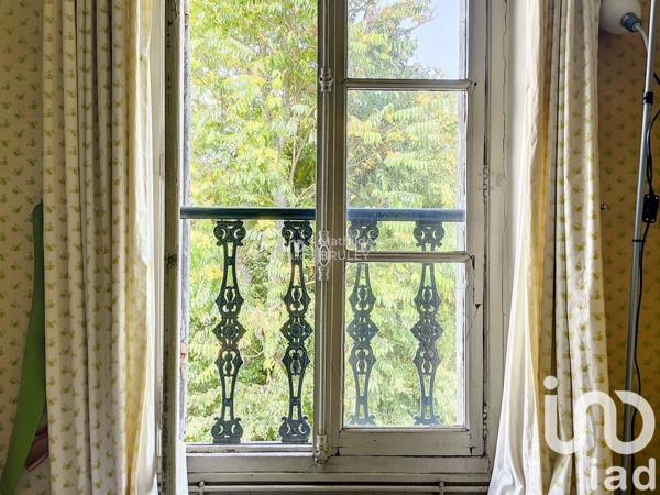 Maison 9 pièces de 233 m² à Dourdan (91410)