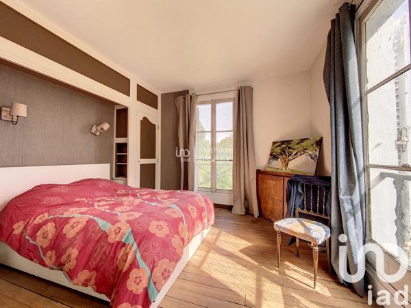 Maison 9 pièces de 233 m² à Dourdan (91410)