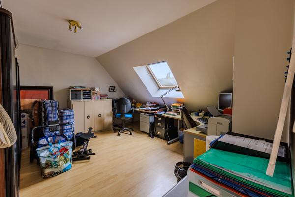 Maison familiale - 135m² - Terrain 786m² - Bréchamps, proche Nogent-le-Roi Nogent-le-Roi (28210)