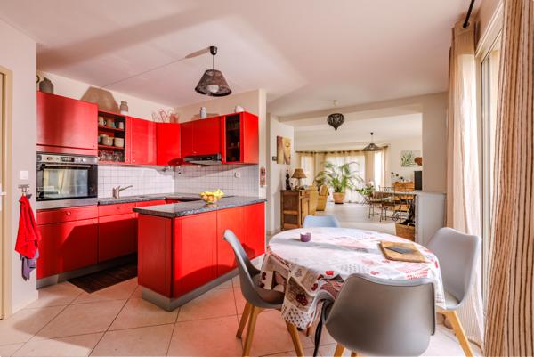 Maison familiale - 135m² - Terrain 786m² - Bréchamps, proche Nogent-le-Roi Nogent-le-Roi (28210)