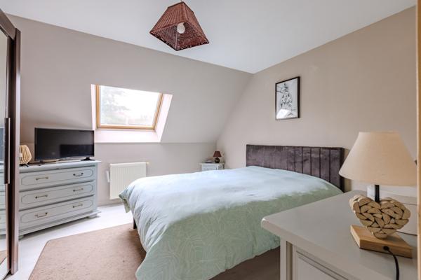 Maison familiale - 135m² - Terrain 786m² - Bréchamps, proche Nogent-le-Roi Nogent-le-Roi (28210)