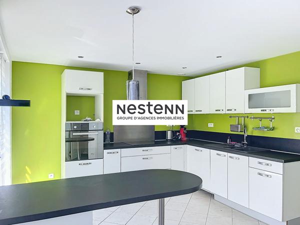 Maison 3 chambres, en pierre, bourg de Saint-Lyphard