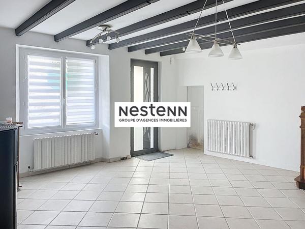 Maison 3 chambres, en pierre, bourg de Saint-Lyphard