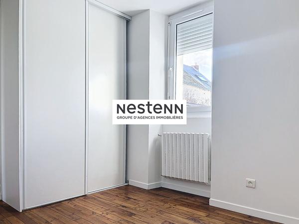 Maison 3 chambres, en pierre, bourg de Saint-Lyphard