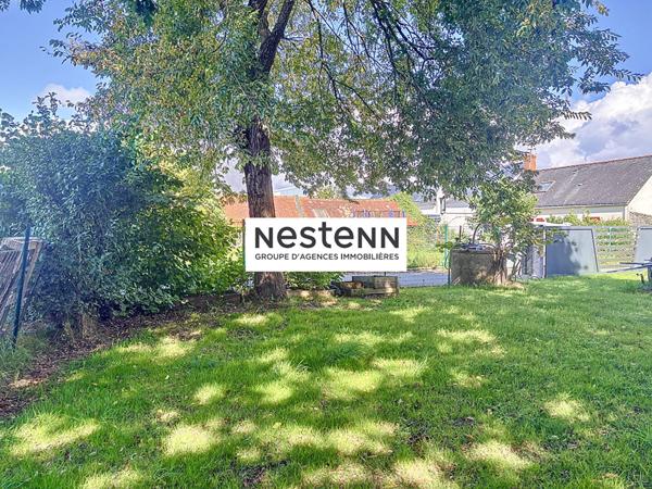 Maison 3 chambres, en pierre, bourg de Saint-Lyphard