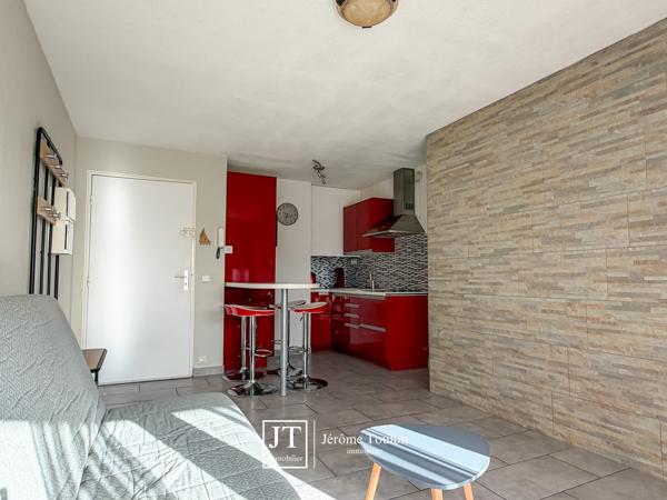 Appartement
                                                                                                                                                                                                                                                                                                                        2 pièce(s)                                                                                                                                                                                                          1 chambre(s)                                                                                                                                                                                                          30  m²