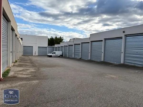 Local professionnel à vendre