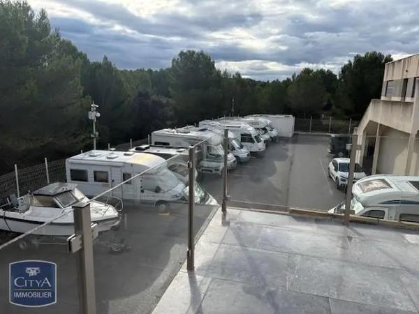 Local professionnel à vendre