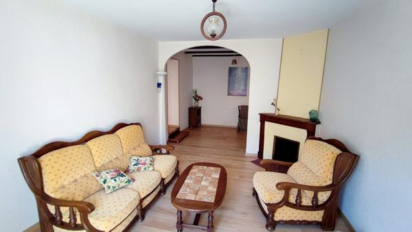 Maison de village sur les berges du Lot Livinhac le haut