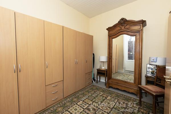 Maison
         10 pièces
        - 241 m² Exclusivité 170 000 € *