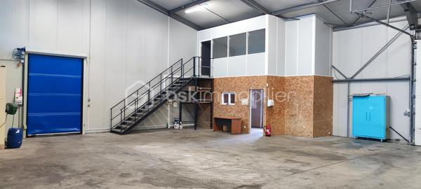 Local commercial de 450 m²