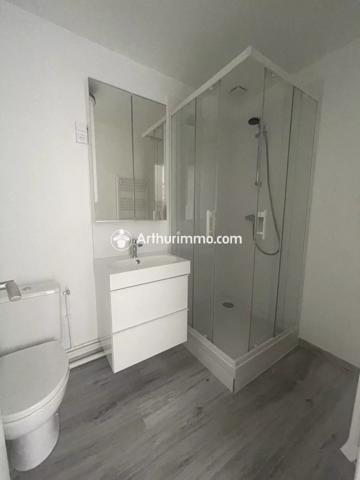 Location                                                      Studio
                        
                     1 pièces                      21 m2                     à Étiolles