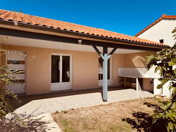 Maison Chatillon Sur Thouet 6 pièce(s) 137 m2