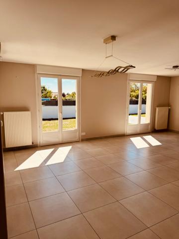 Maison Chatillon Sur Thouet 6 pièce(s) 137 m2