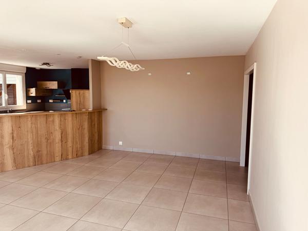Maison Chatillon Sur Thouet 6 pièce(s) 137 m2