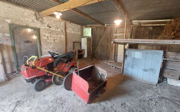 Maison à vendre    5 pièces •  Seigy