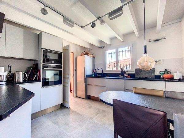 LA TESTE DE BUCH ! Maison 5 pièces de 151 m2 sur une parcelle de 809 m2 !
