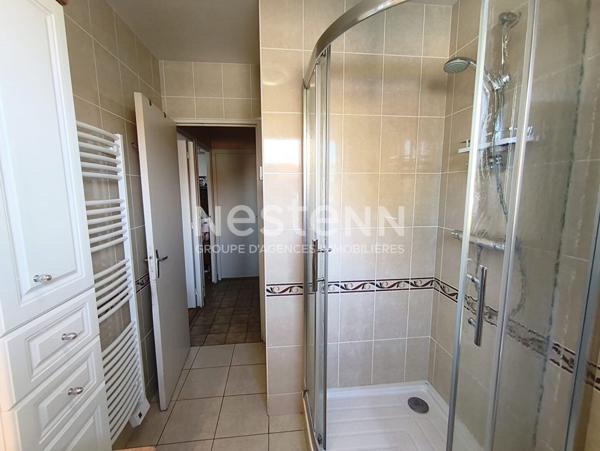 A vendre - Pavillon de plain-pied avec jardin et garage - Coeur de Vihiers - D5951