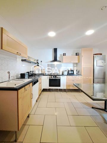 MULHOUSE – MAISON FAMILIALE AUX VOLUMES GÉNÉREUX !  169 m² habitables • 4 chambres • Double garage • 3 stationnements • Terrain 194 m²