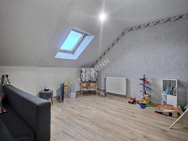 Maison Forbach - 3 Chambres - 137 m2 - Rue calme - proche commodités - Terrain 6,01 ares