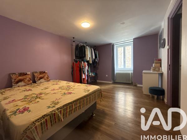 Maison à vendre 6 pièces 137 m² Châteauneuf-la-Forêt