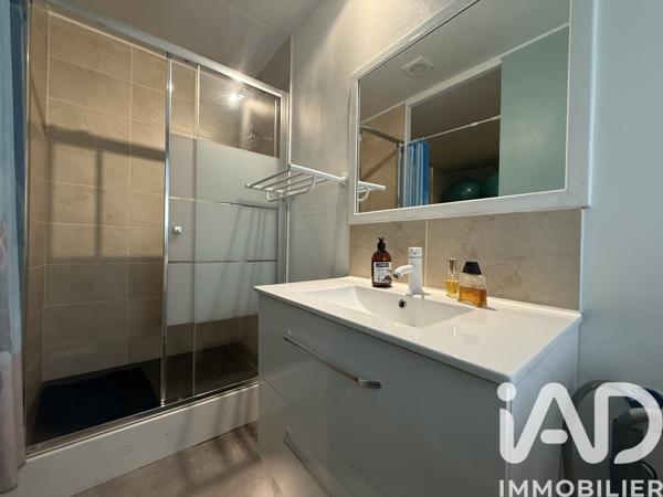 Maison à vendre 6 pièces 137 m² Châteauneuf-la-Forêt