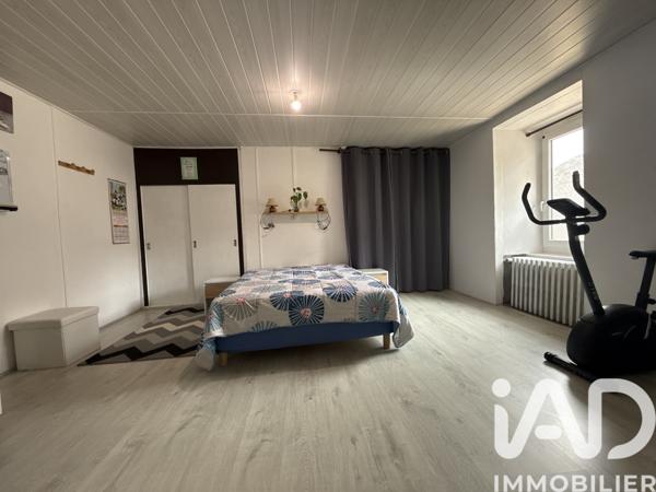 Maison à vendre 6 pièces 137 m² Châteauneuf-la-Forêt