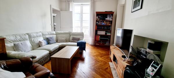 Magnifique duplex haussmannien hyper centre Nantes