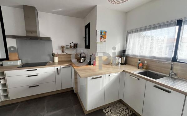 Maison à vendre    5 pièces • 165 m2 Saint-Xandre