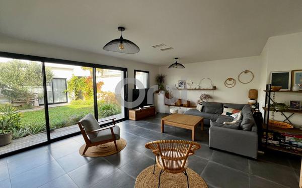 Maison à vendre    5 pièces • 165 m2 Saint-Xandre