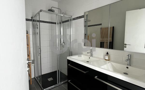 Maison à vendre    5 pièces • 165 m2 Saint-Xandre