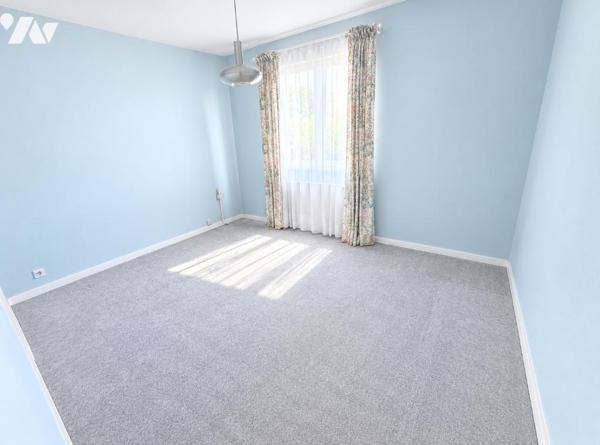 Maison familiale avec 3 chambres et sous-sol complet