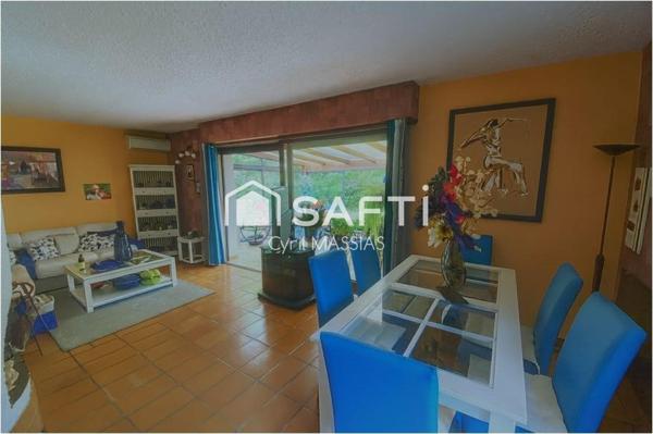 Maison traditionnelle avec grand jardin