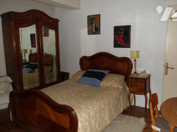 CLUGNAT (23) CREUSE,  A vendre charmante maison en pierres de 107 m² hab. comprenant au rez de ...