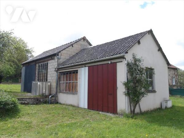 CLUGNAT (23) CREUSE,  A vendre charmante maison en pierres de 107 m² hab. comprenant au rez de ...