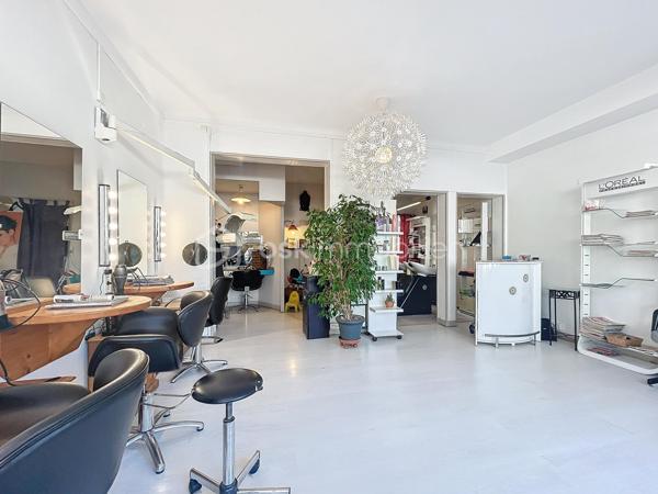 Local d activites de 50 m²