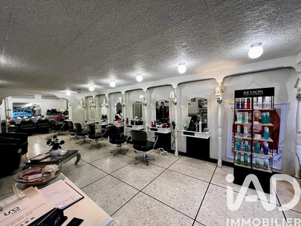 Esthétique, Coiffure​ à vendre 75 m² Paray-Vieille-Poste
