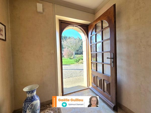 SAINT POL DE LEON : Maison de caractère de 7 pièces sur un terrain de 3300m²