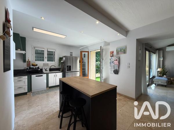 Maison à vendre 6 pièces 166 m² Sarrians