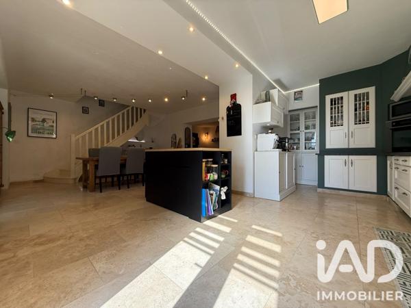 Maison à vendre 6 pièces 166 m² Sarrians