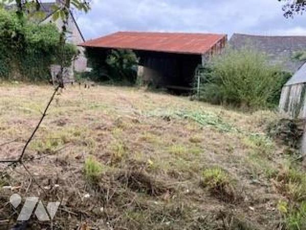 15 mn de Rennes, BEDEE,    Centre, proche commerces services de proximité, hors lortissement,  ...