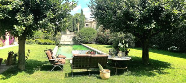 Montpellier (34000) Mas 2700 m2, parc 2HA, bassin 17/4, 15 chambres