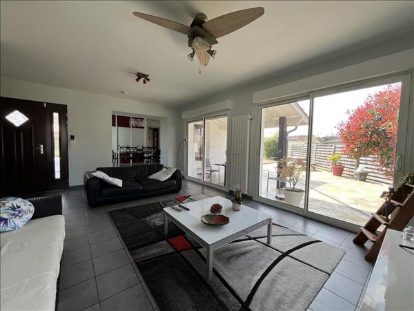 Maison à vendre |  Martignas-sur-Jalle |  8 pièces | 185 m²