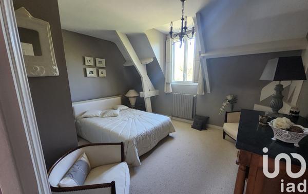 Maison à vendre 5 pièces 181 m² Saint-Denis-sur-Loire