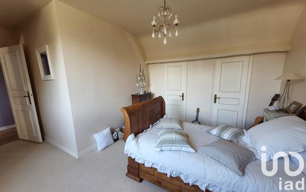 Maison à vendre 5 pièces 181 m² Saint-Denis-sur-Loire