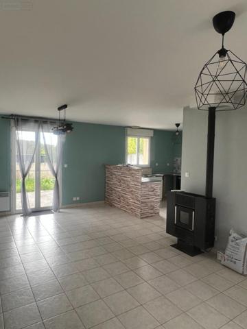 Maison individuelle à vendre à Le Tronchet en Ille-et-Vilaine (35540), ref : CF/   
BOURG