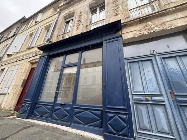 Local Commercial Professionnel hyper centre de Rochefort